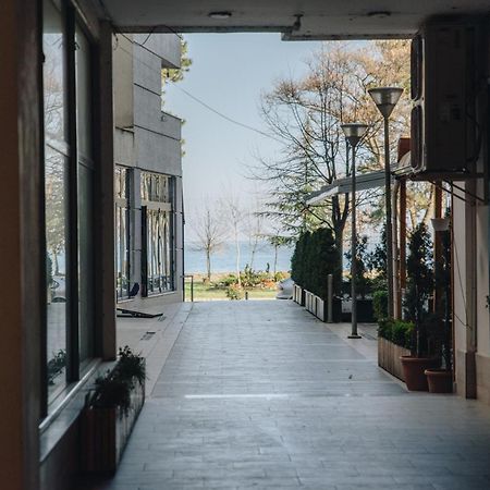 Sun&Moon Ohridlake Apartments Pogradec Kültér fotó